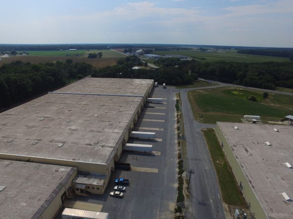 Seaford Warehouses : 1801 Dulaney Street, Seaford, DE 19973